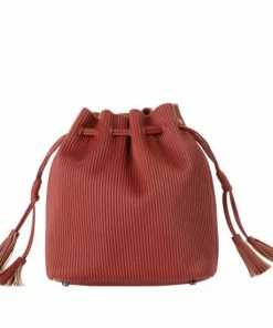 Best reviews of 🛒 MarlaWynne Corrugated Drawstring Bucket Bag With Tassels Marsala 🧨 -Outlet MarlaWynne Sales unnamed file 1338