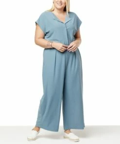 Deals 👍 MarlaWynne WynneLayers Luxe Crepe Jumpsuit Dark Camel 🎉 -Outlet MarlaWynne Sales unnamed file 2214