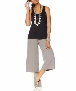 Best deal 🛒 MarlaWynne WynneLayers Essential 2-pack Stretch Layering Tanks Cloud/black ⭐ -Outlet MarlaWynne Sales unnamed file 247