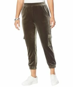 Flash Sale ✔️ MarlaWynne "As Is" WynneLayers Stretch Velvet Pull-On Cropped Jogger Pant 🔔