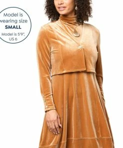 Brand new 🧨 MarlaWynne WynneLayers Cropped Velvet Cardigan Black 💯 -Outlet MarlaWynne Sales unnamed file 492