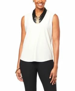 Best deal 😉 MarlaWynne WynneLayers Luxe Crepe V-Neck Tank Petrol 🌟 -Outlet MarlaWynne Sales unnamed file 626