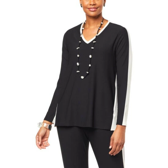 Brand new 🥰 MarlaWynne WynneLayers Luxe Crepe Colorblocked Butterfly Top Petrol/sea Blue Combo 🎉 10 Brand new 🥰 MarlaWynne WynneLayers Luxe Crepe Colorblocked Butterfly Top Petrol/sea Blue Combo 🎉 - Image 8